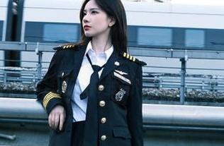 看！51吃瓜网发布惊艳美女，流口水要小心哦！
