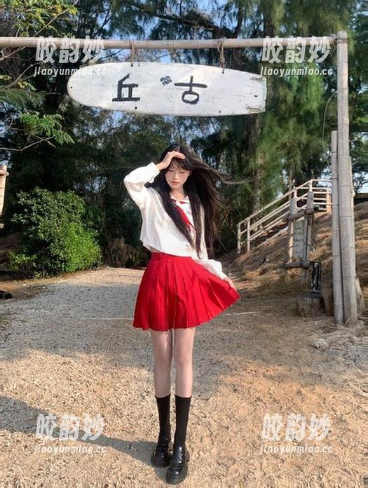 谁在718.st发布这个瓜的？专业时事吃瓜的我，简直有点看不懂。