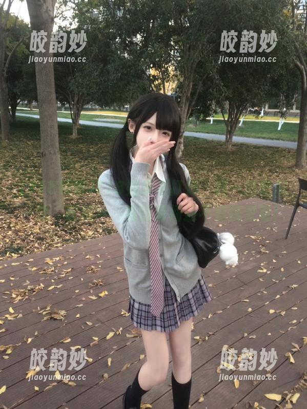 718娱乐不打烊，我一边吃瓜一边‘收藏’，有这时间还不如睡觉呢！