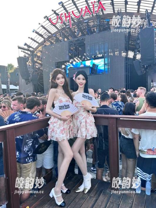 网页里的吃瓜天堂，围观者就是大赢家啊！