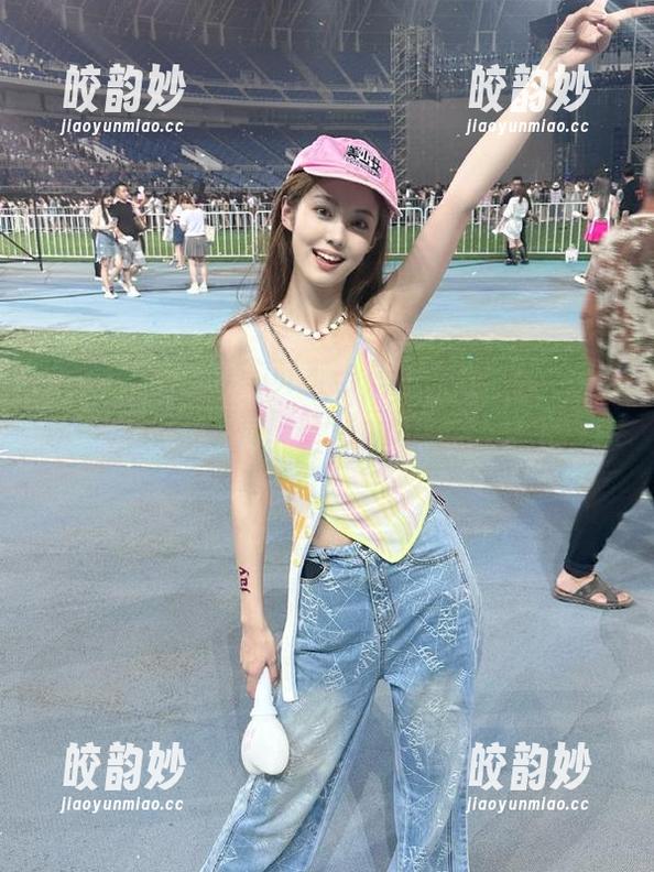 吃瓜黑料网 首页直击!吃瓜黑料网投出惊奇,在线观看那些你无法想象的“黑料”!