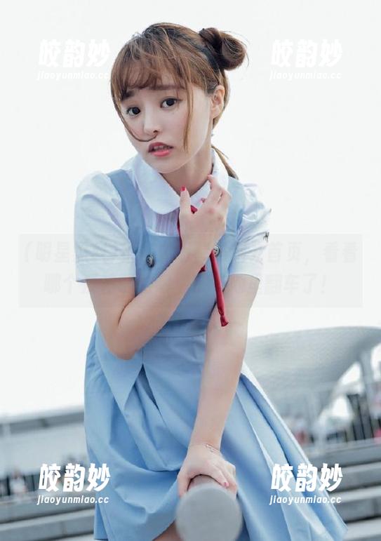 快来《明星黑料》首页，看看哪个反差萌的明星在暗地里翻车了！