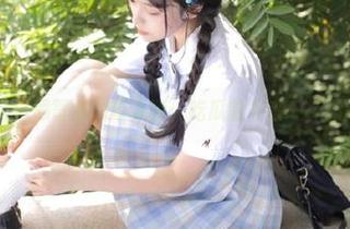 黑哥扒料苹果版：吃瓜前先来一杯劲爆八卦！