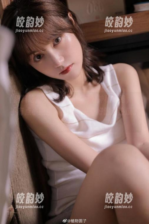 黑料吃瓜官网的神秘线路，似乎有点小撇步，姐妹们准备好追逐热瓜了吗？