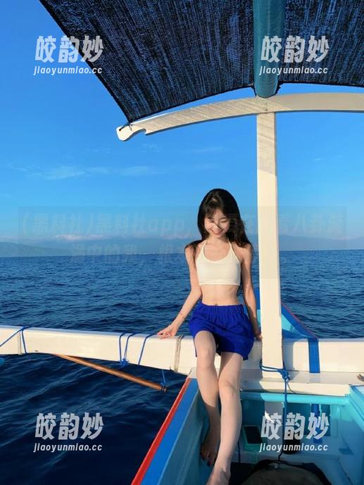 黑料社app，沉浸在观看八卦漩涡中的我，根本没办法停下。