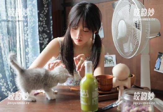 黑料网今日黑料：视频里的私密瞬间，喂，大家注意看哦
