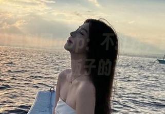 黑料网app：不打烊，就是让你过个‘瓜贩子的夜’！